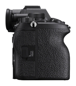 Sony Alpha a7R III Mirrorless Digital Camera in UAE