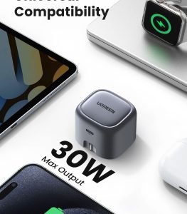 UGREEN GaN 30W Fast Travel Wall Charger